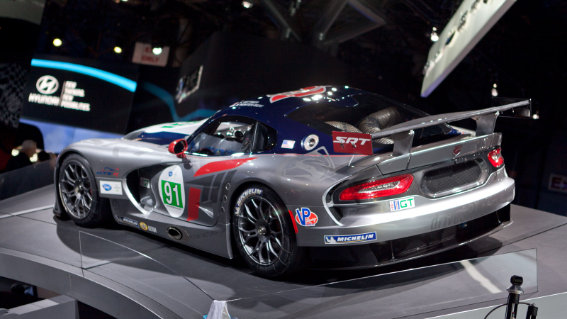 Illustration for article titled 2013 SRT Viper GTS-R: Car Porn Photos